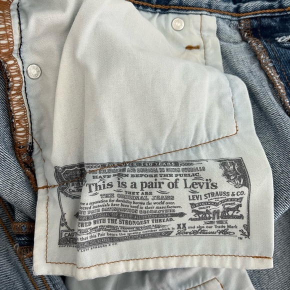 Levi’s 501 High Rise Shorts - Picture 4 of 5